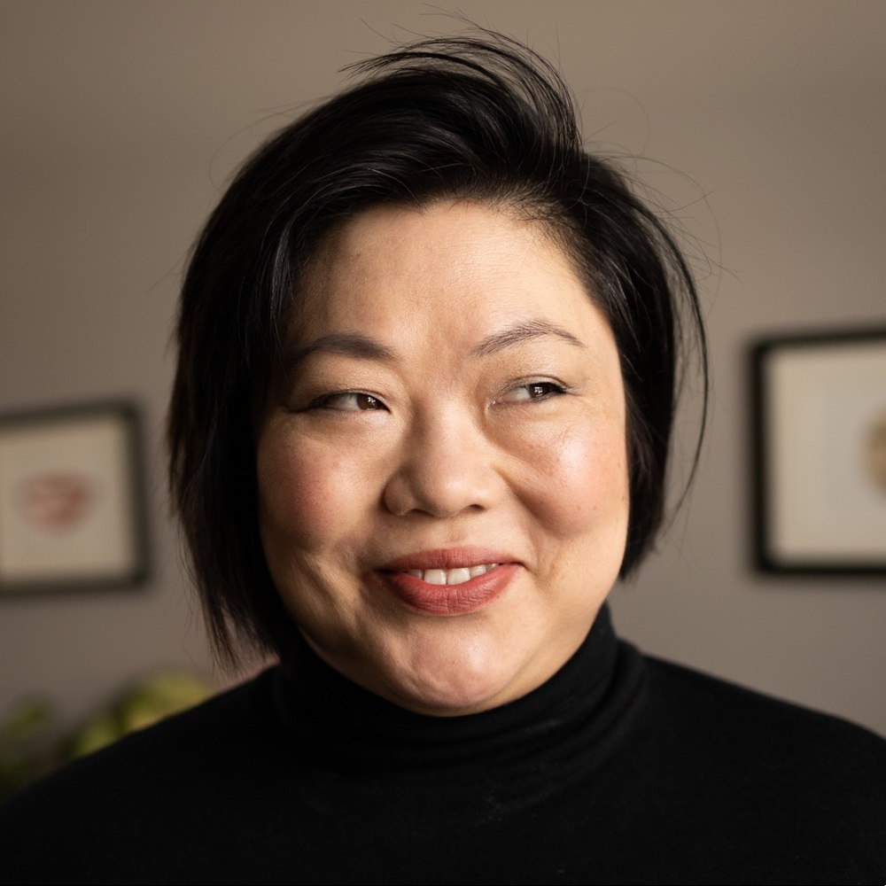 Meet your Posher, Leila